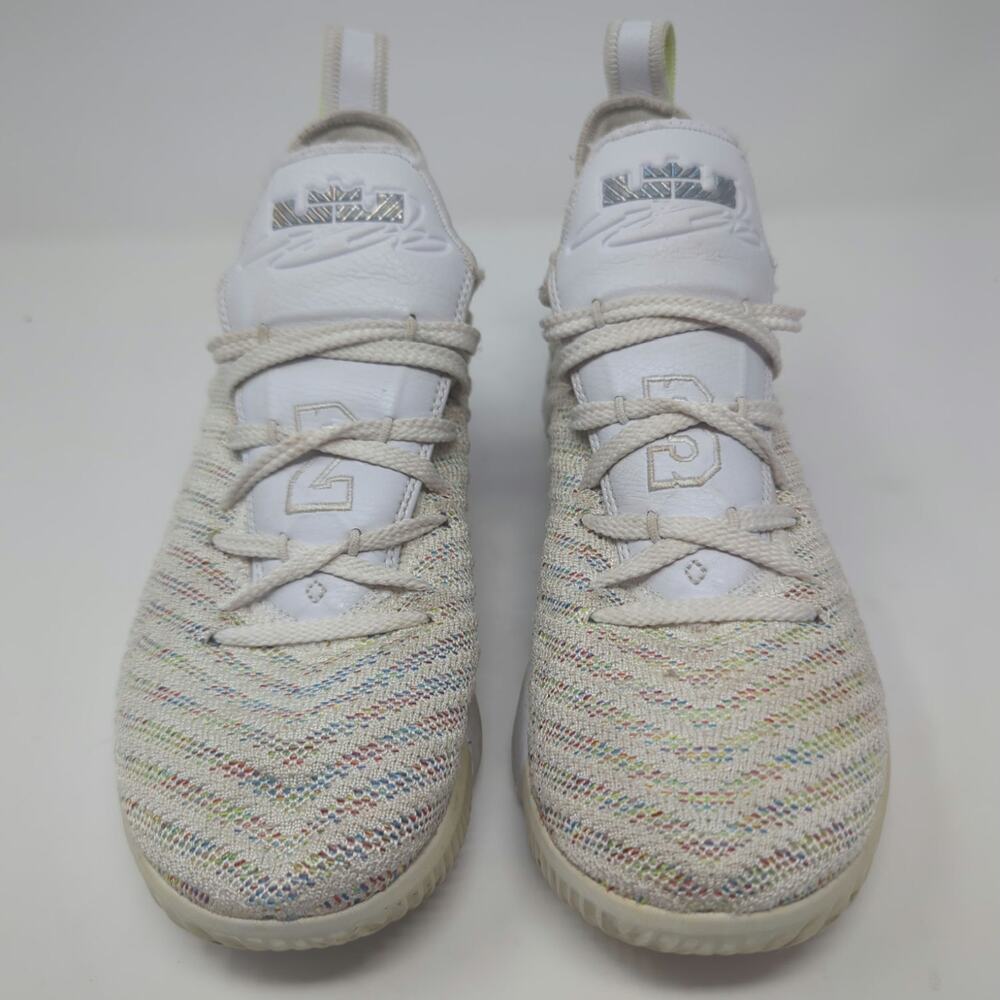 Nike LeBron 16 Buzz Lightyear Volt White Purple Grape Big Kids Size 6 - Picture 3 of 8